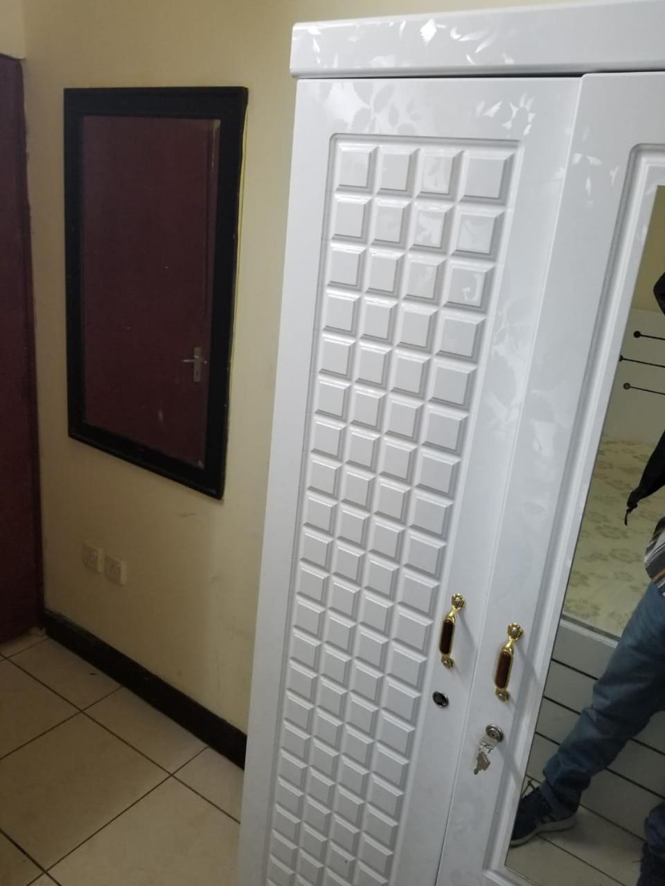 Partition In Deebaj Apartment Dubai